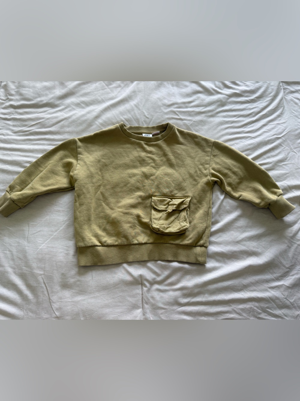 Zara Kids Olive Green Crew Sweatshirt with Front Pocket Size 3-4 Years